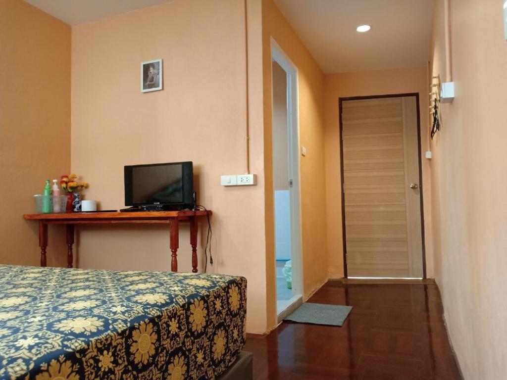Sun House Bkk Hotel Bangkok Kültér fotó